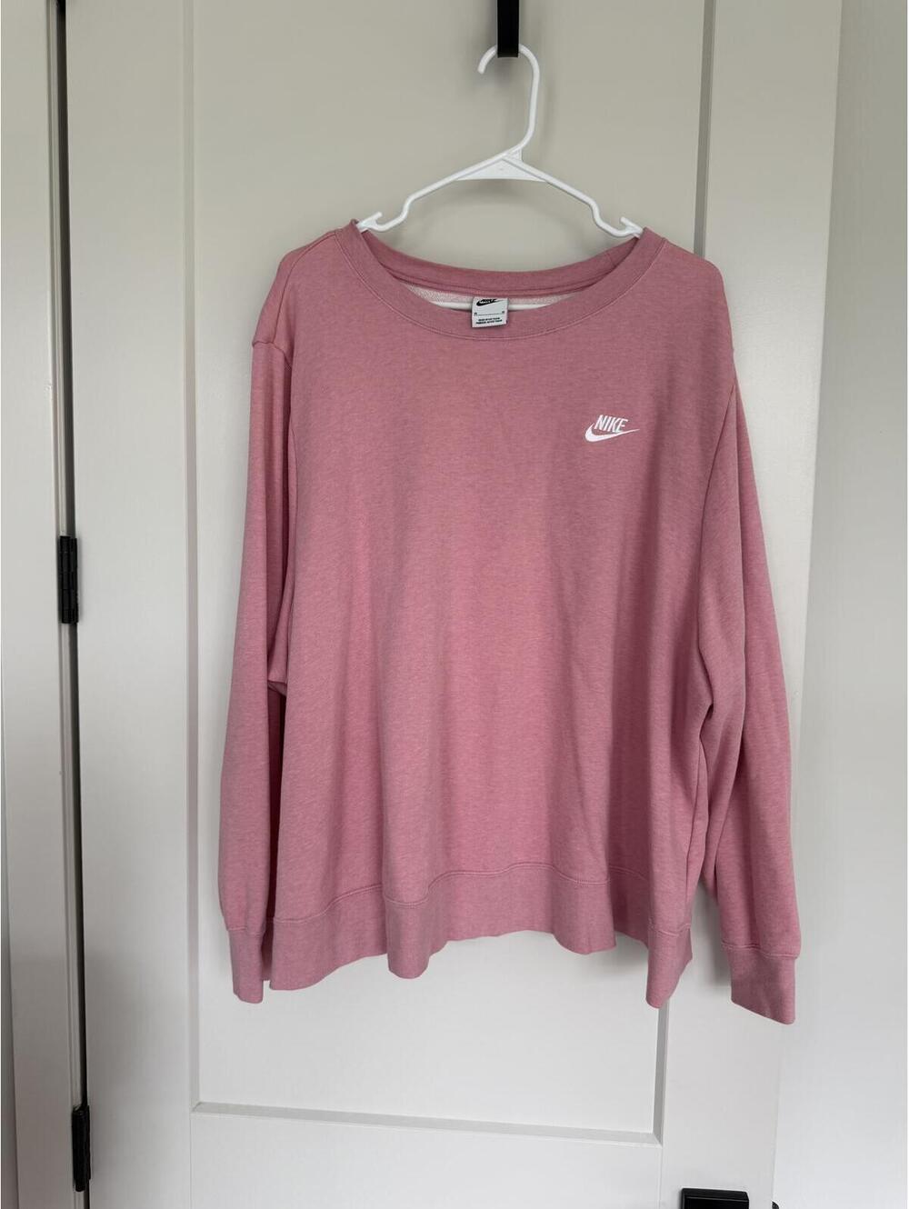 Nike Pink Crewneck Sweat set- 3xl top, xxl bottom
